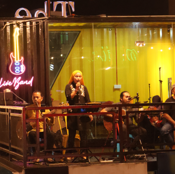Busker Session